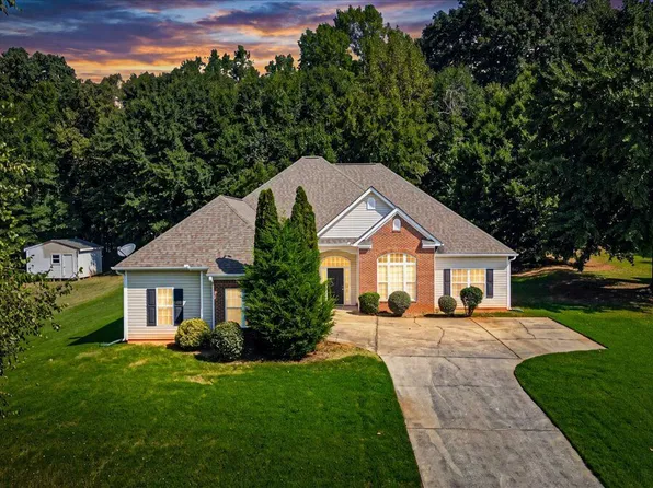 150 Stewart Hollow Ln, Covington, GA 30016