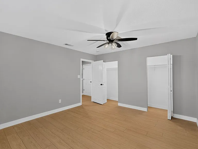 1600 Crimson Ct — Photo 31