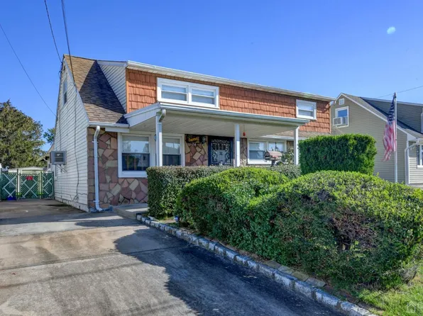 84 Marion St, Carteret, NJ 07008