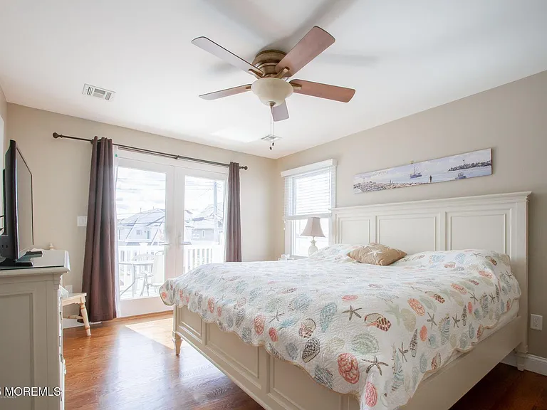 556 Pike Ave — Photo 9