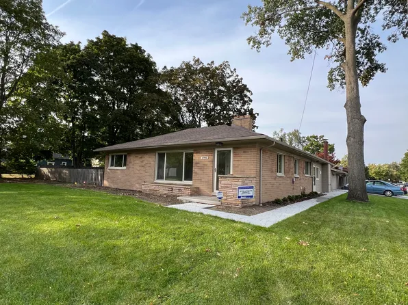 37910 Minton St, Livonia, MI 48150