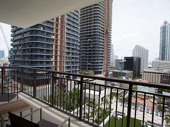 3rd image of 999 SW 1st Ave #Penthouse 02
