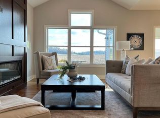 202 Ford St E, Northfield, MN 55057