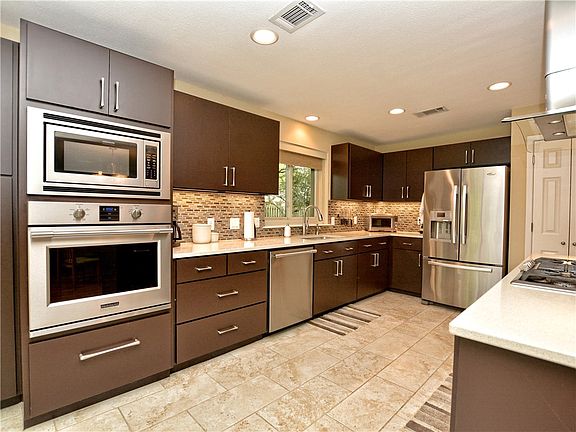 4th image of 5008 Trail West Dr