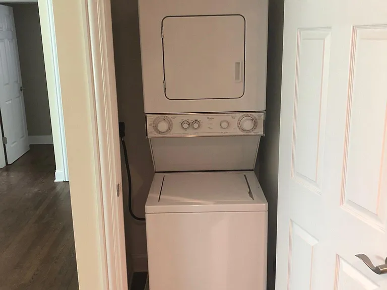 1675 Green Bay Rd #201 — Photo 2