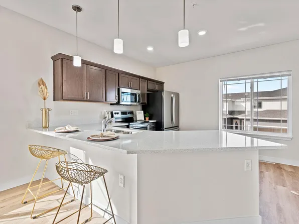 The Residences Apartments at Bear Tree | DeForest, WI