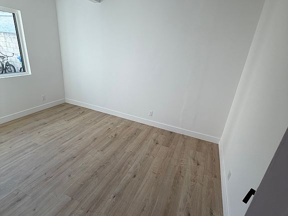 5th image of 2946 W Avenue 34