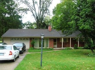 28427 Thorny Brae Rd, Farmington Hills, MI 48331