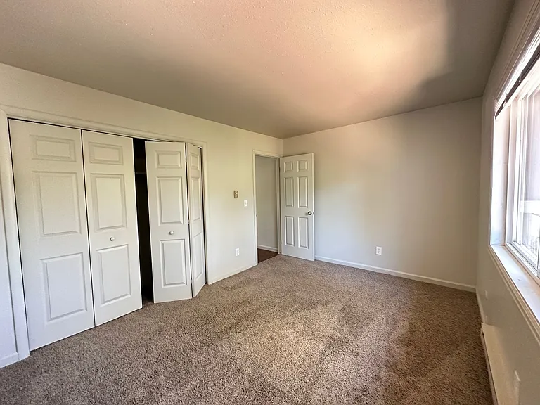 Stone Gate Apartments — Photo 32