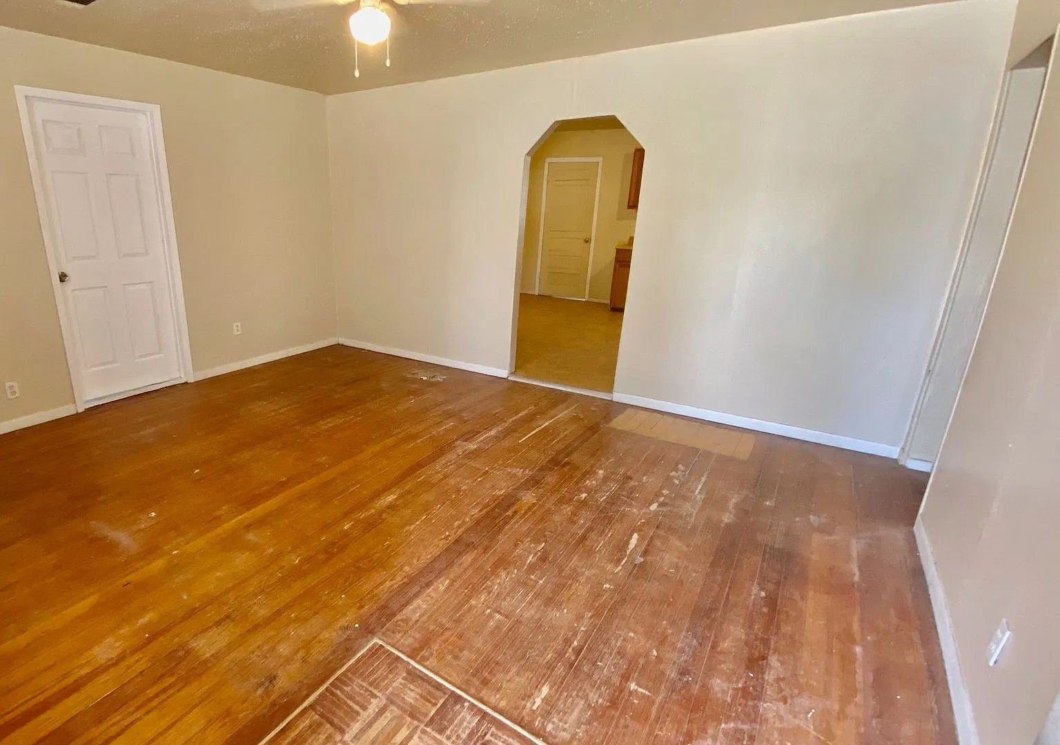 $0 First Month's Rent / $0 Deposit at Move-in — Photo 3