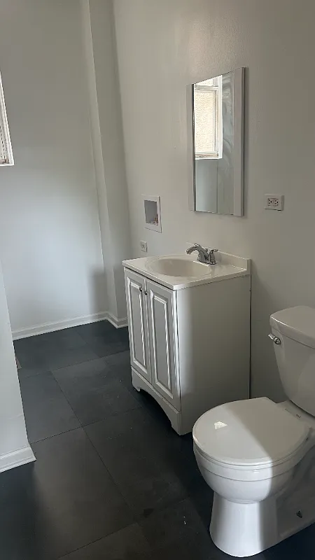 3 bed, 1200 sqft, $1,900 — Photo 4