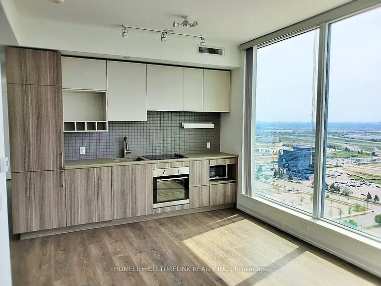 5 Buttermill Ave #2710 — Photo 5