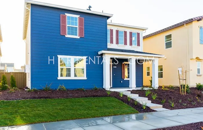 3024 Ellis Town Dr — Photo 2