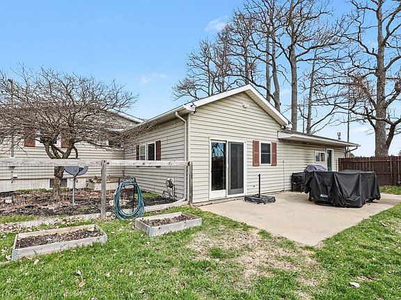 2nd image of 4870 Sanilac Rd