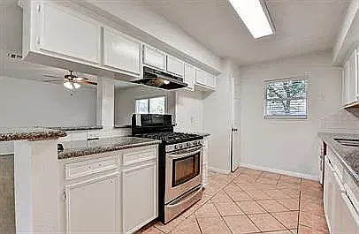 3 bed, 1740 sqft, $2,200 — Photo 2