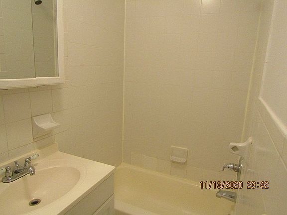 5th image of 463 17th St #1BB