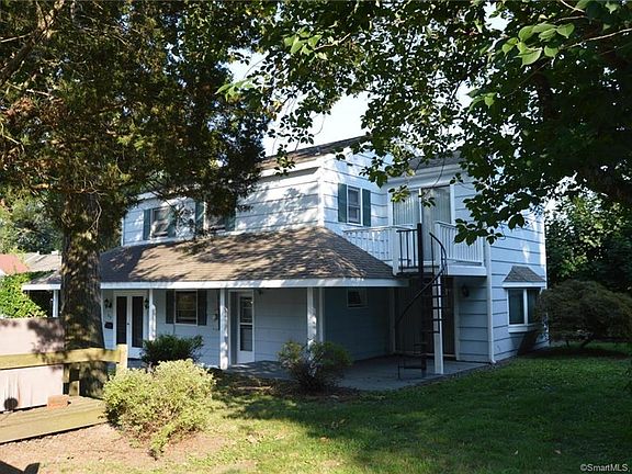 3rd image of 53 Hillside Ave