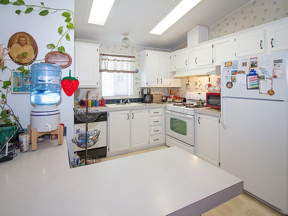 5th image of 510 Saddle Brook Dr Spc 149