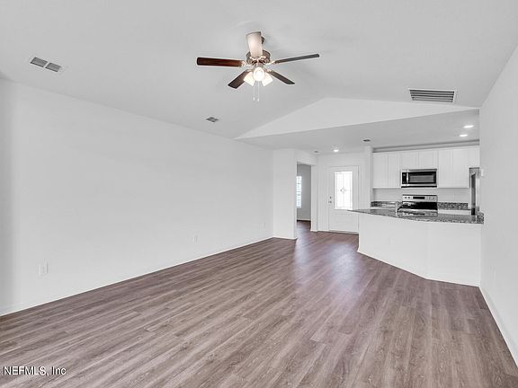 5th image of 3231 MISSION OAK Place