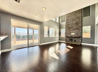 14619 Bison Ln, Fontana, CA 92336