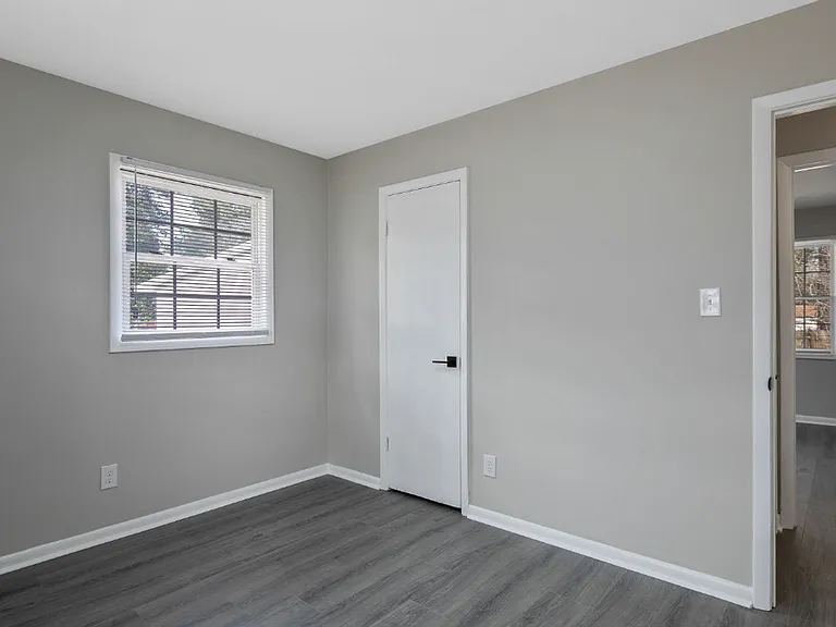 7252 Ainsley St — Photo 13