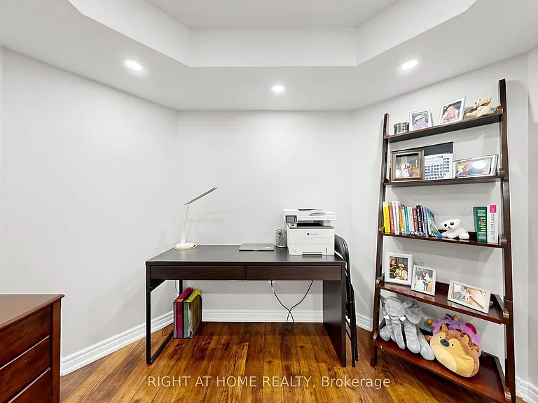 46 Aishford Rd #BASEMENT — Photo 9