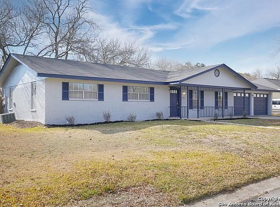 4th image of 1213 Gardenia Dr