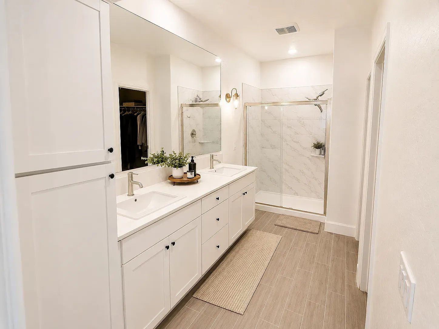 3 bed, 1635 sqft, $3,200 — Photo 3