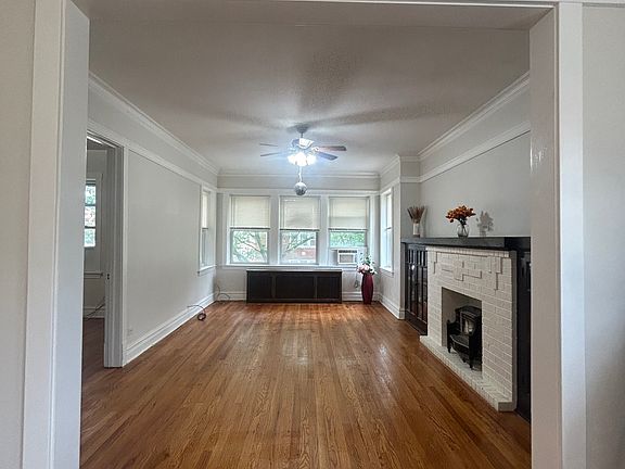 4th image of 5021 W Belden St #1W