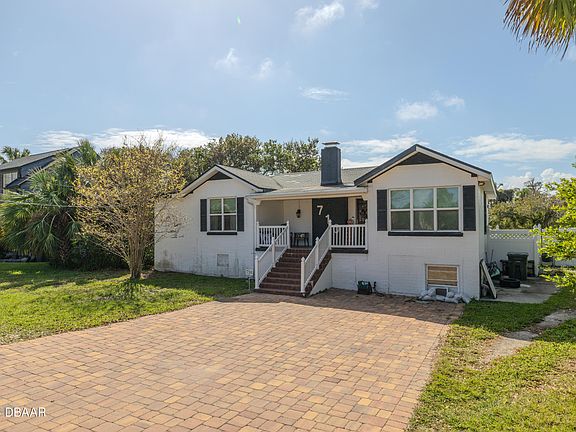 2nd image of 710 S Peninsula Dr