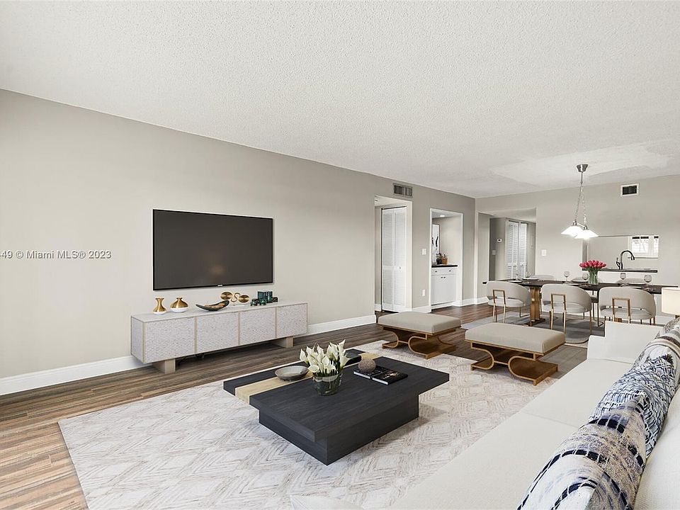 Fairways At Bonaventure Condominiums 16171 Blatt Blvd Fort Lauderdale