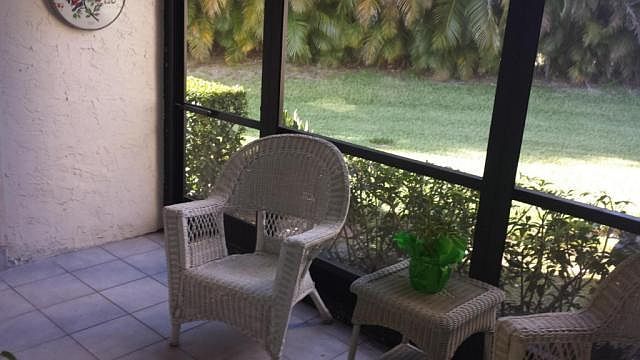 1st image of 5949 Parkwalk Dr