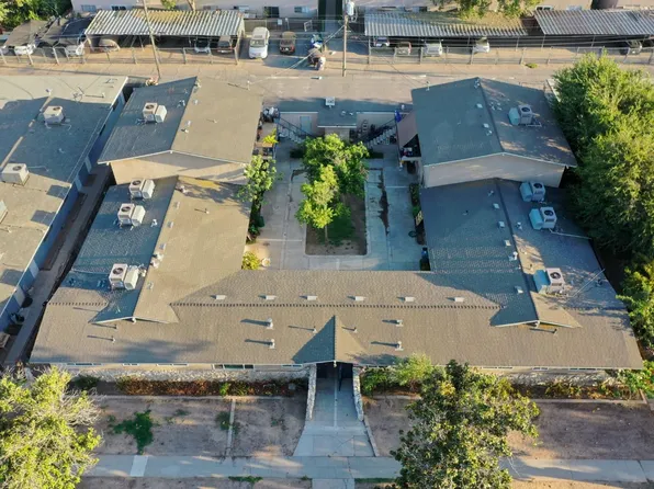 2125 W Princeton Ave, Fresno, CA 93705