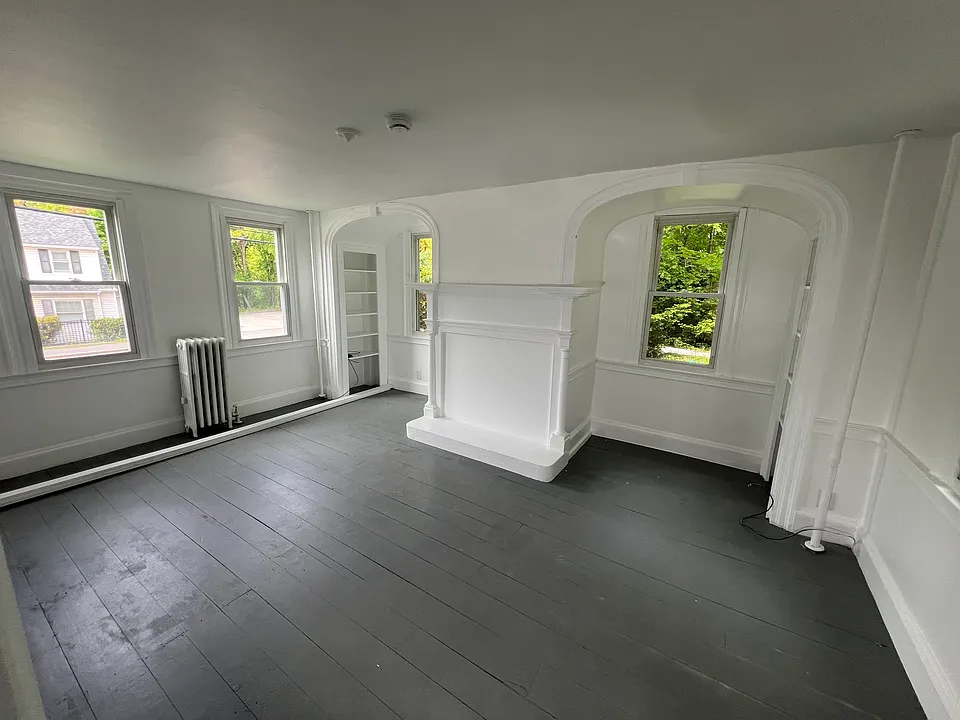 12 Dover Rd #1
