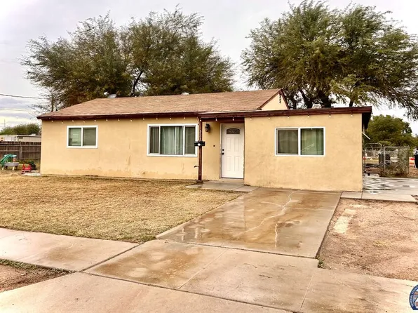 525 E 8th St, Holtville, CA 92250