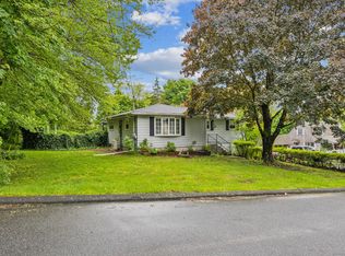 7 Sullivan Dr, Central Village, CT 06332