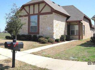 346 Tribute Rd, Lancaster, TX 75146