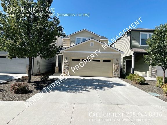 2nd image of 1933 N Justin Ave