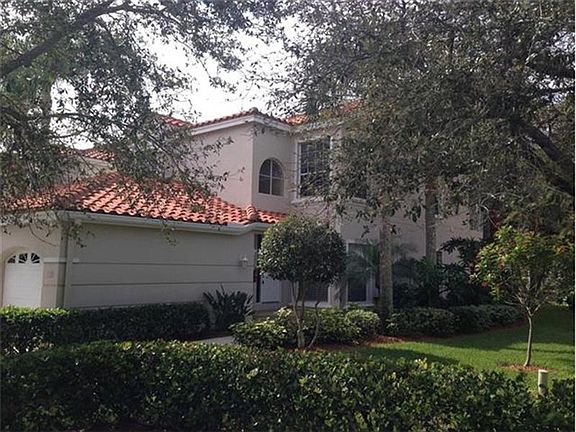 2nd image of 1585 Clermont Dr Unit 202