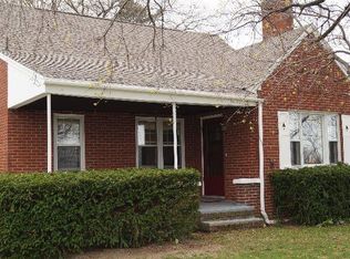 3381 S Roberts Rd, Fredonia, NY 14063