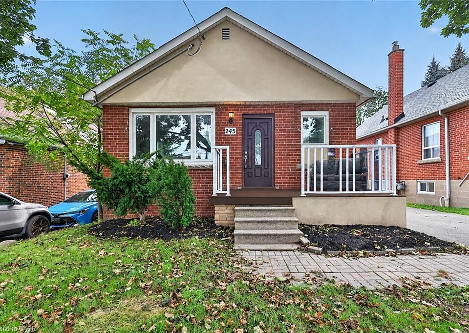 1st image of 245 Glenholme Ave