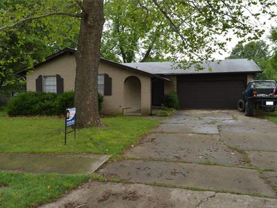 112 S 163rd Ave E, Tulsa, OK, 74108