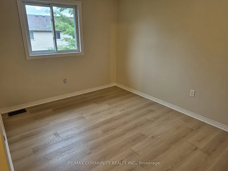 511 Admiral Dr W #65 — Photo 6