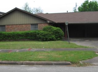 8310 Glenscott St, Houston, TX 77061
