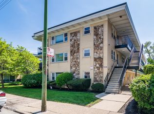 6538 N Northwest Hwy, Chicago, IL 60631