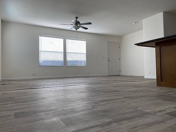 4th image of 718 Sycamore Ave Space 53