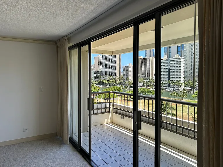 2333 Kapiolani Blvd #810 — Photo 7