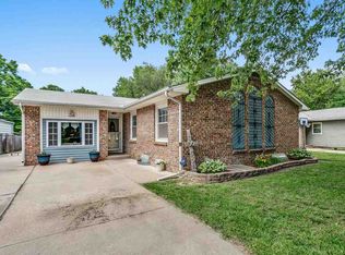 1718 E Charleston Dr, Wichita, KS 67219