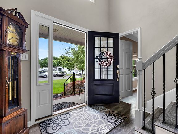 Entry way