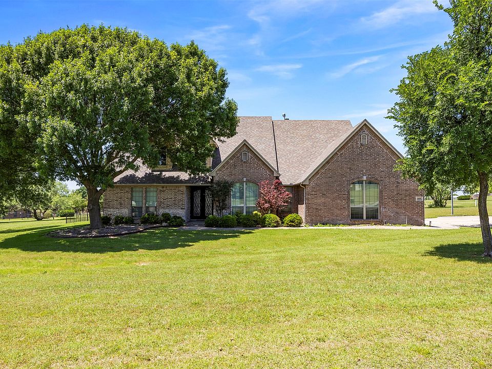 1st image of 109 Aledo Pointe Dr
